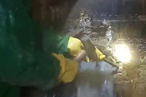 东方消防水池堵漏施工视频